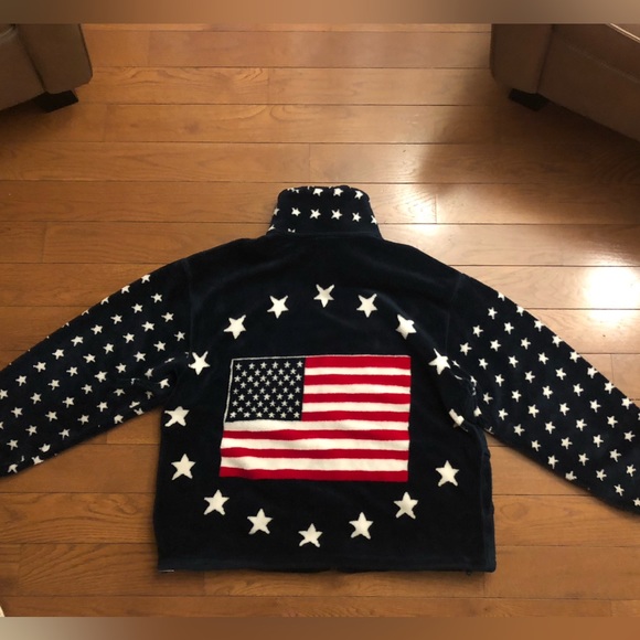 USA Fleece - Picture 3 of 3